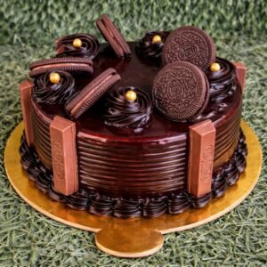 Kitkat Cake